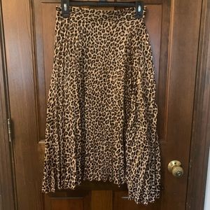 Leopard print long skirt Small